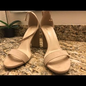 Lulu’s Casual Taylor Heels